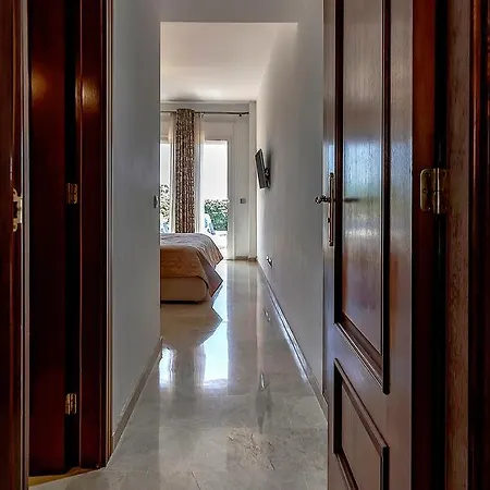 Апартаменты С 3-Мя Спальнями В Puerto De Santiago Apartment *
