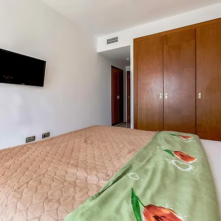 Апартаменты С 3-Мя Спальнями В Puerto De Santiago Apartment